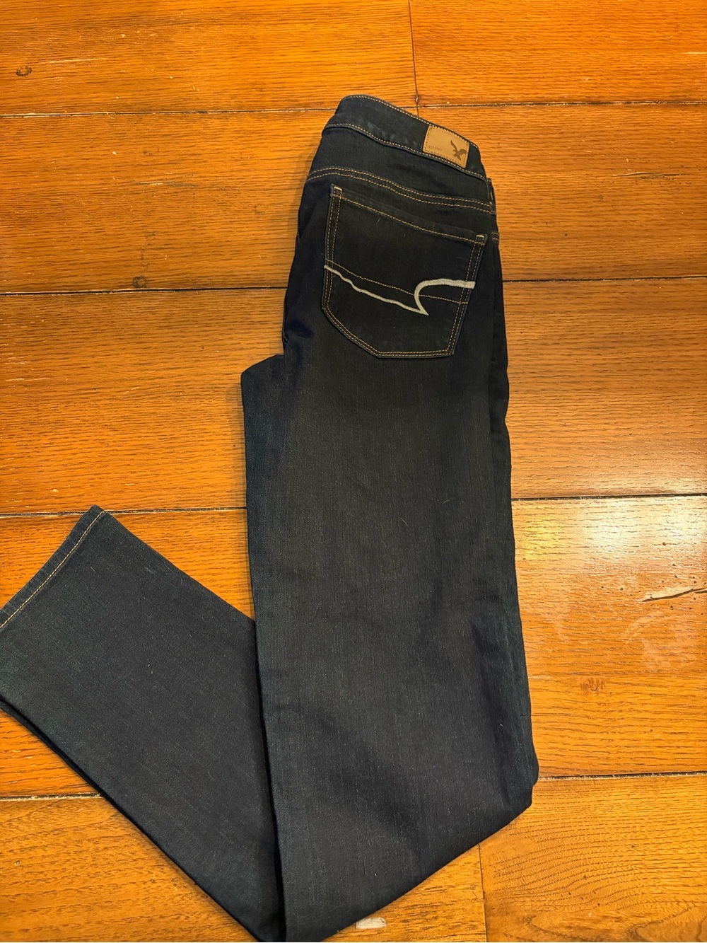 American Eagle Outfitters Women’s Skinny Jeans in Dark Indigo